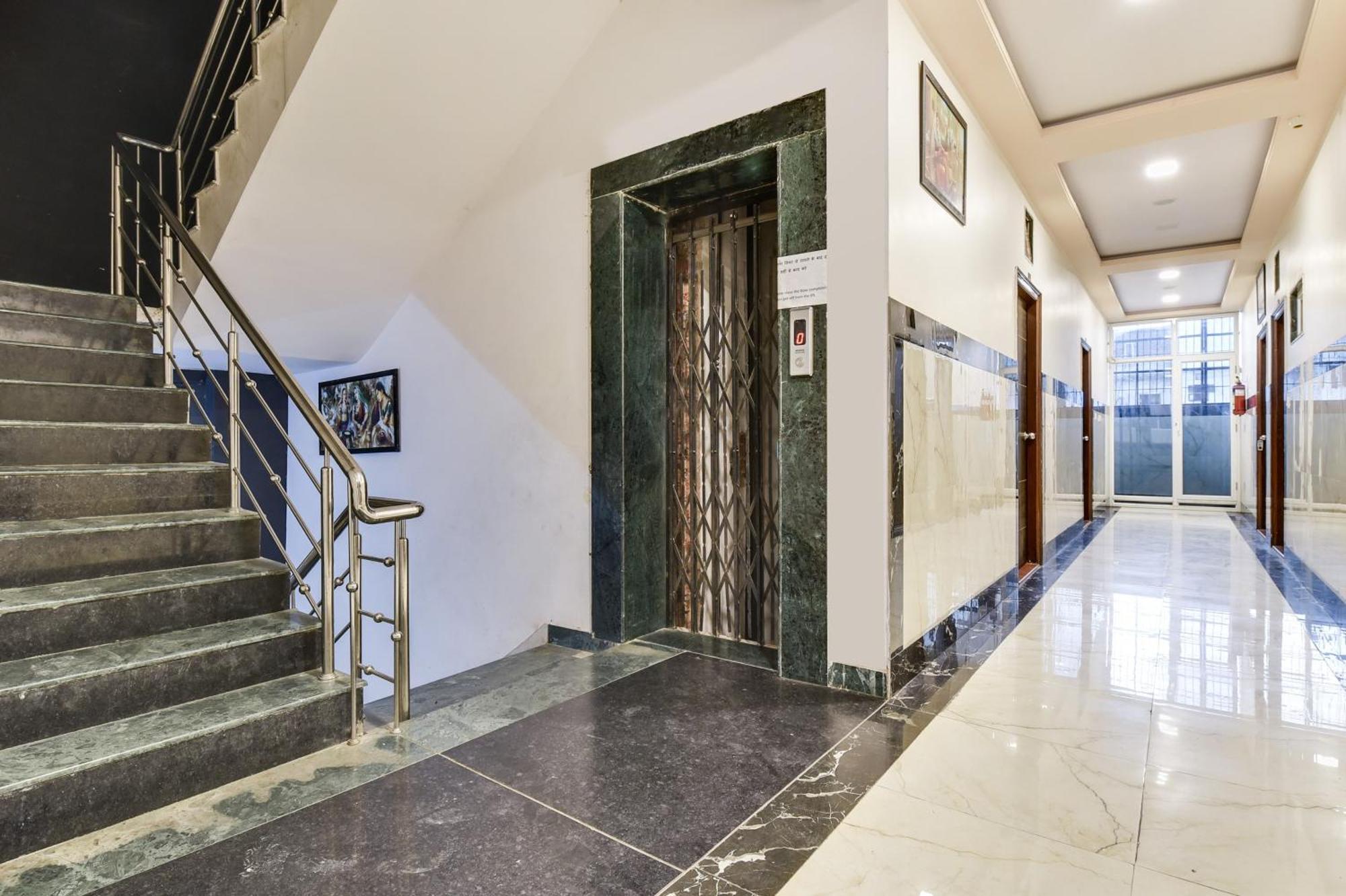 Super Hotel O Ratnam Palace Udaipur Ngoại thất bức ảnh