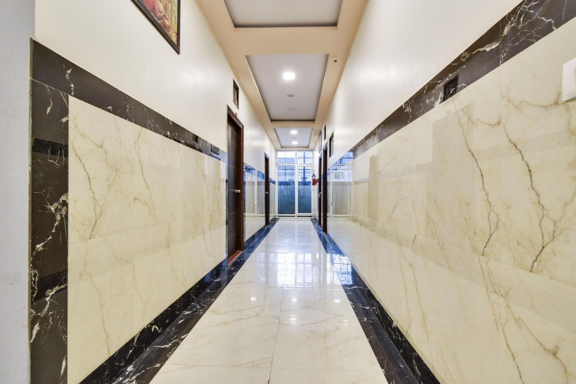 Super Hotel O Ratnam Palace Udaipur Ngoại thất bức ảnh