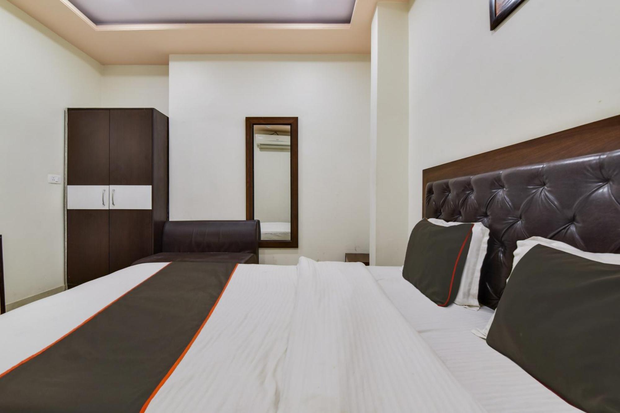 Super Hotel O Ratnam Palace Udaipur Ngoại thất bức ảnh