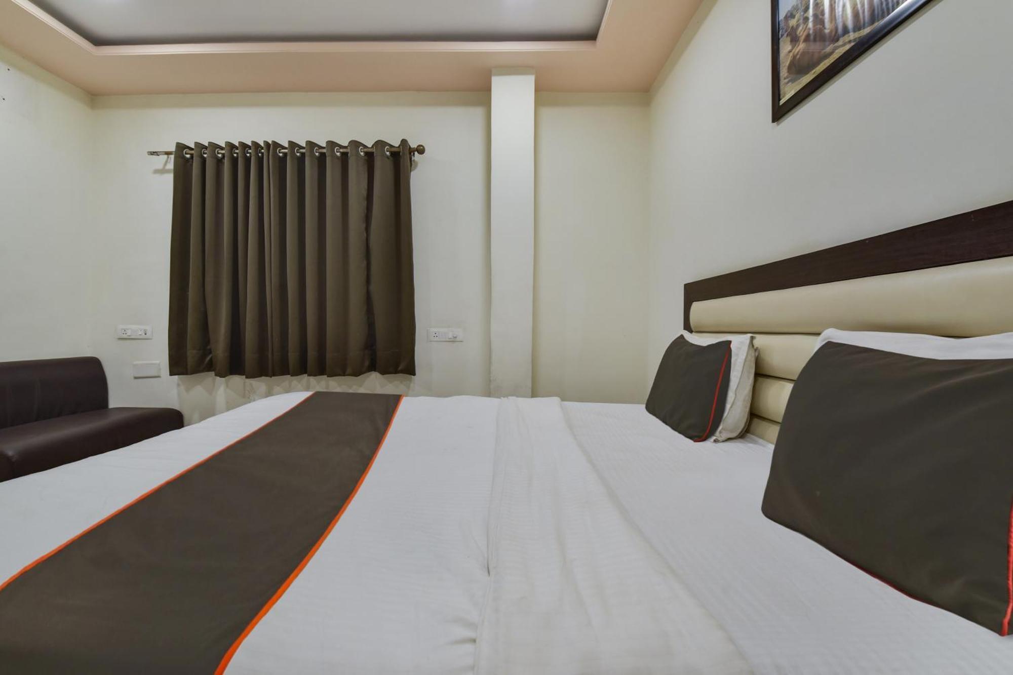 Super Hotel O Ratnam Palace Udaipur Ngoại thất bức ảnh